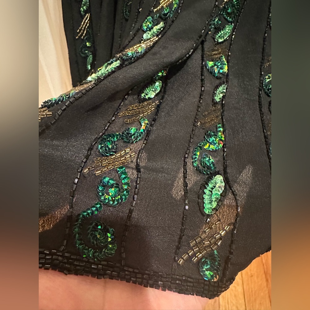 BEADED SILK Skirt in Black, Green & Gold Girls Sz 12. - Picture 8 of 15